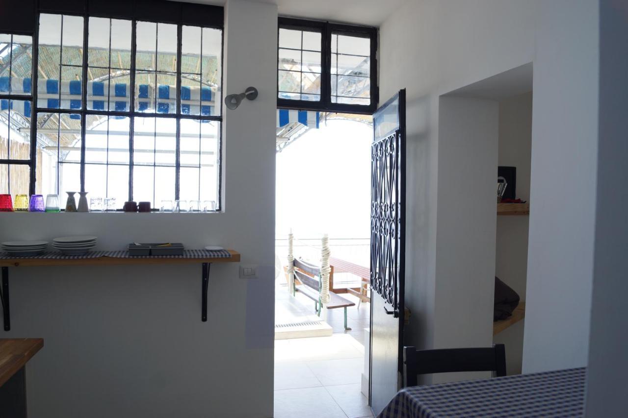 Total Sea View Grimaldi Apartment เวนติมิญา ภายนอก รูปภาพ